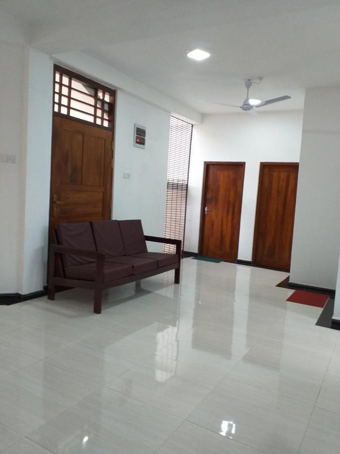 Mangohut Joy Apartamento Anuradhapura Exterior foto