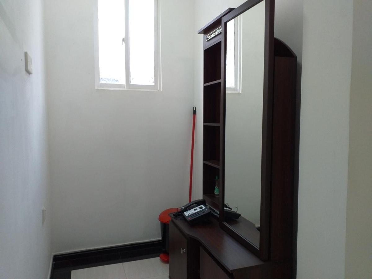 Mangohut Joy Apartamento Anuradhapura Exterior foto